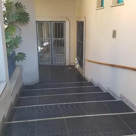 Family Haven A Roomy And Cosy Just 200 Mt From With Free Parking Garage!