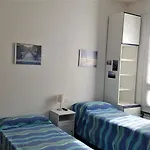 The Family Haven A Roomy And Cosy Suite Just 200 Mt From Lake Como With Free Parking Garage! Ideal For Families And Perfect For Lake Como Trekking *