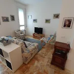 The Family Haven A Roomy And Cosy Suite Just 200 Mt From Lake Como With Free Parking Garage! Ideal For Families And Perfect For Lake Como Trekking Lägenhet *