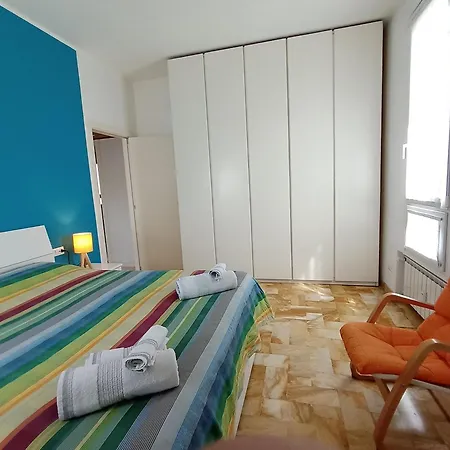 The Family Haven, Large A Few Steps From The Lake, With Garage! * Lecco