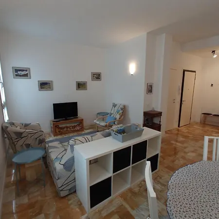 公寓 The Family Haven, Large A Few Steps From The Lake, With Garage! 莱科