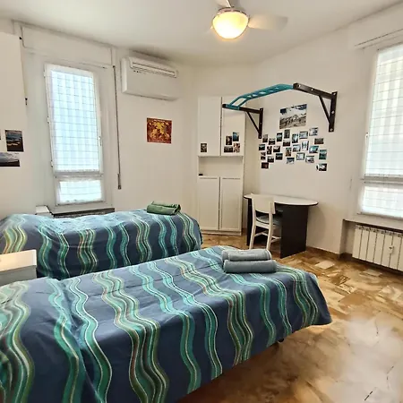 The Family Haven, Large A Few Steps From The Lake, With Garage! Lägenhet