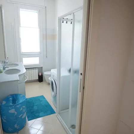 The Family Haven, Large A Few Steps From The Lake, With Garage! * Lecco