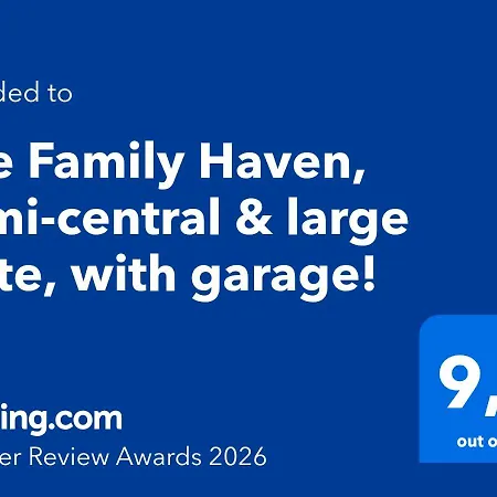 公寓 The Family Haven, Large A Few Steps From The Lake, With Garage!