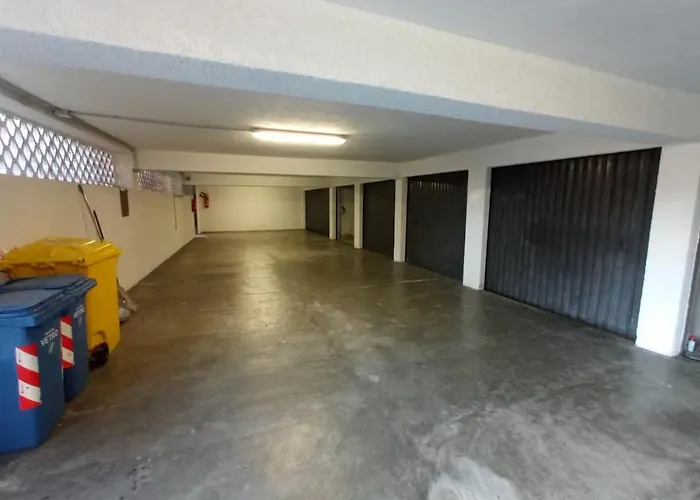 Lejlighed The Family Haven, Large A Few Steps From The Lake, With Garage! *