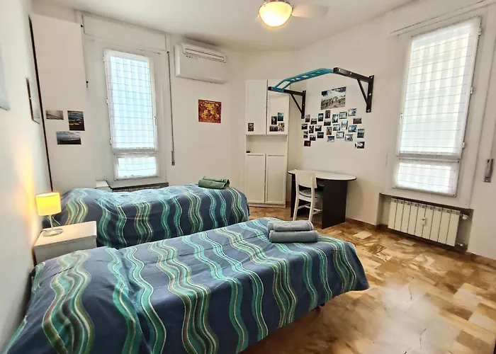 The Family Haven, Large A Few Steps From The Lake, With Garage! Apartament